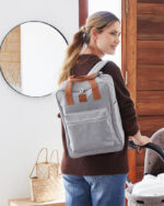 mochila-maternal-felicitas-cambiador-porta-mamadera-termico-faja-para-valija-viaje-gris-001