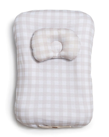 Nido ergonómico para bebé vichy beige con almohadita y manija-000