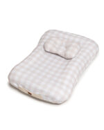 Nido ergonómico para bebé vichy beige con almohadita y manija-002