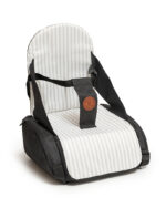 Silla booster portátil para bebé a rayas verde con cinturón de seguridad